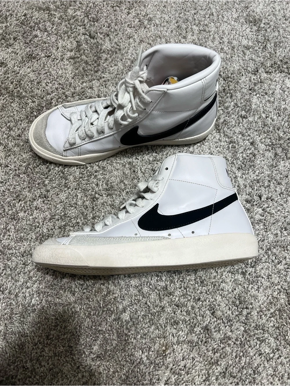 Nike sleek high